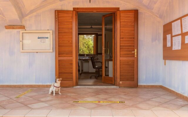 Outstanding Residenze Gallura 2 Bedroom Sleeps and Child