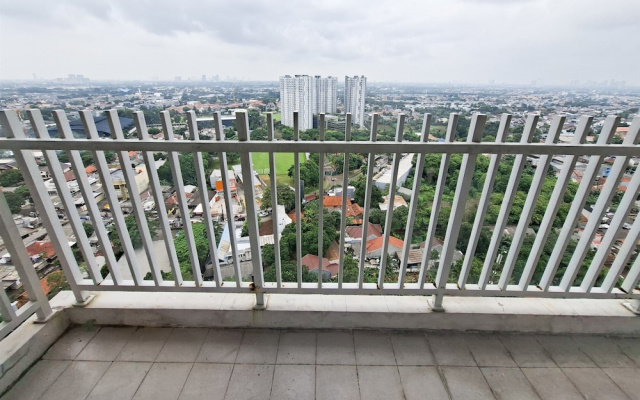 Cozy And Pleasant 2Br At Apartment Bintaro Icon