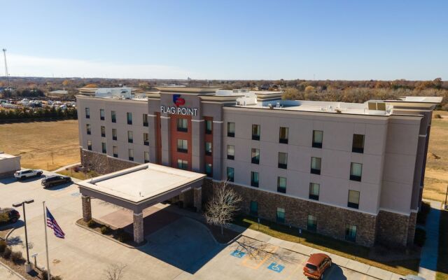 Hampton Inn Pratt