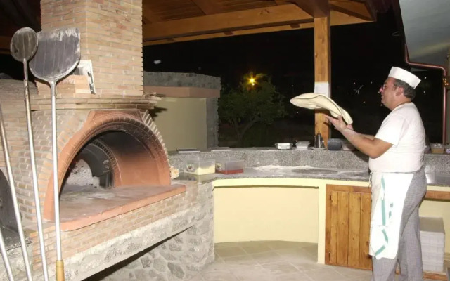 Calabrisella