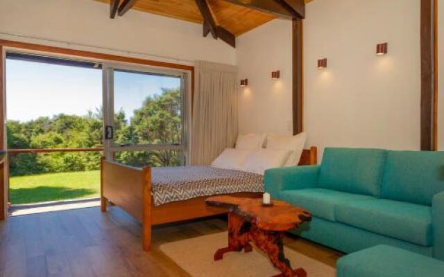 Kuaotunu Chalets
