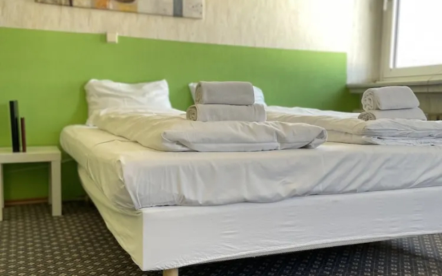 Hotel Tabor rooms - Hotel in Vienna - Photo 3