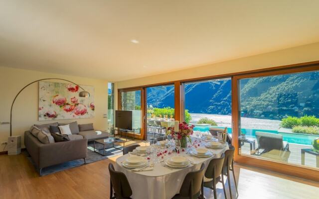 Villa Infinity in Como