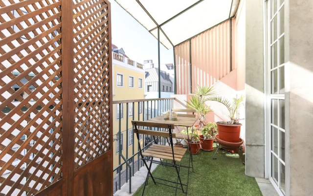Principe Real Balcony by Homing