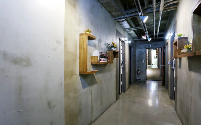 Seongnam Hotel Tom