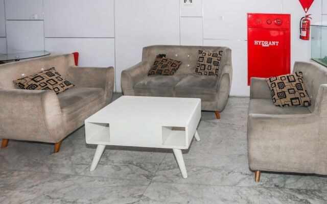 Capital O 93490 Yubi Room Patraland