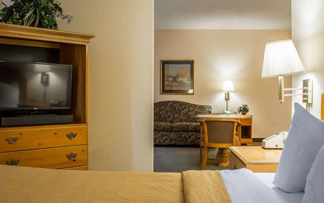 Quality Inn & Suites Bellville - Mansfield