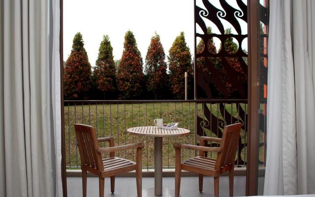 Pesona Alam Resort & Spa