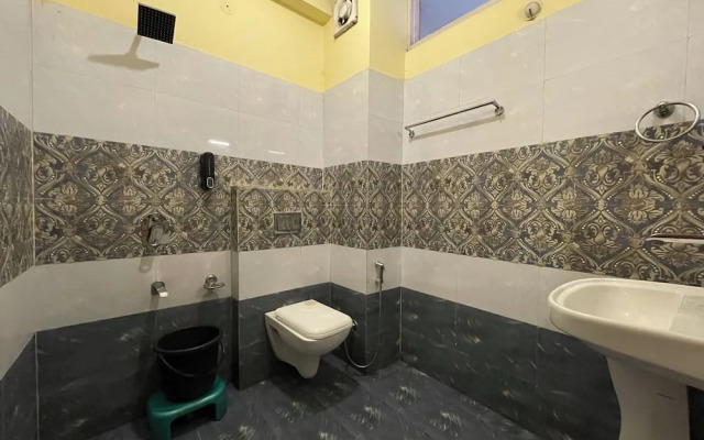 Singh Saab Rooms & Cafe