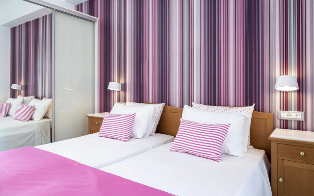 Santellini Hotel