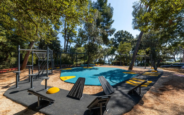 Villa Lovorka - Hotel Resort Drazica