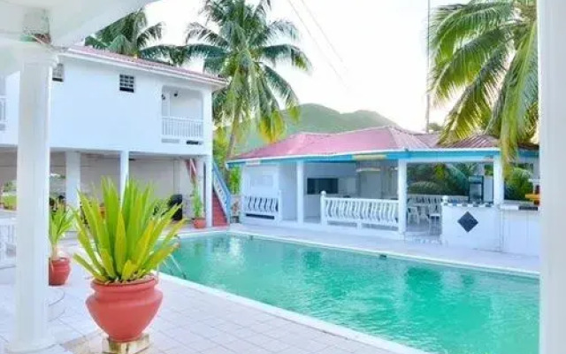 Rodney Bay Hotel
