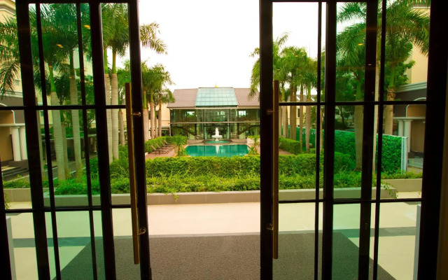 The Green View Hotel