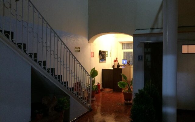 El Giro Hostal