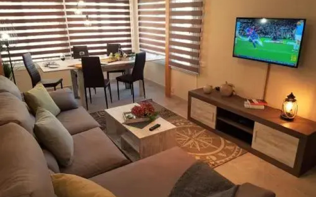 Marina Port & Beach-Apartment