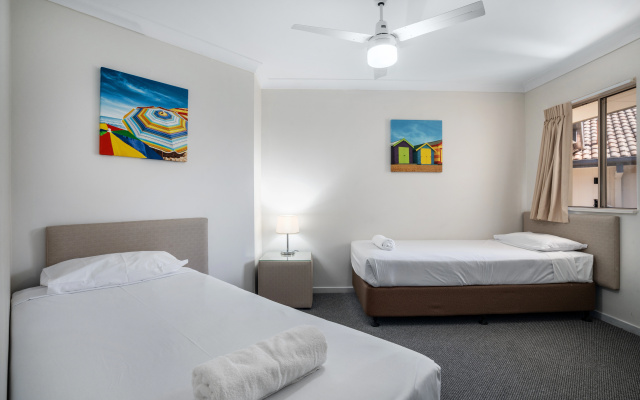 Turtle Beach Resort – Guest Rooms – Gold Coast