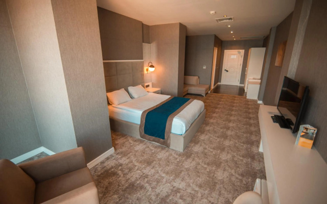 Royal Comfort Hotel