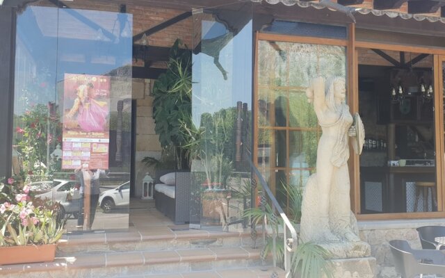 Posada Medieval el Manjon