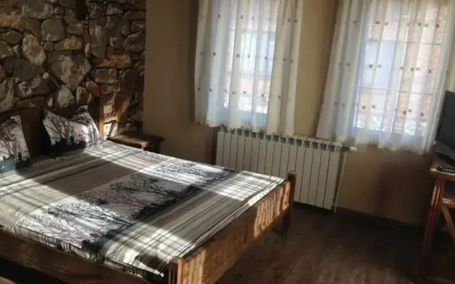 Chetrafilova Guest House