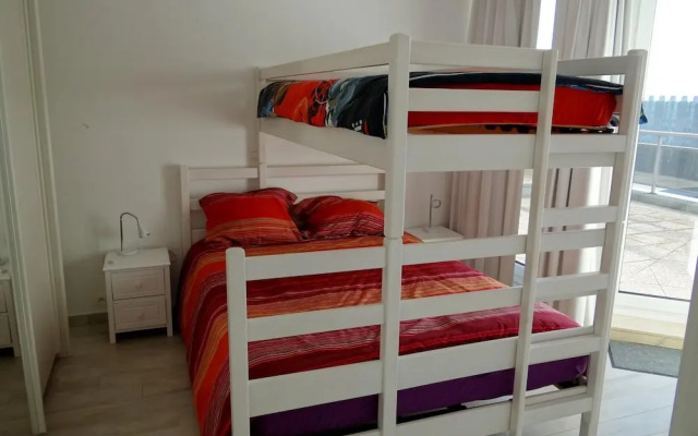 Seaside Serenity Apartment