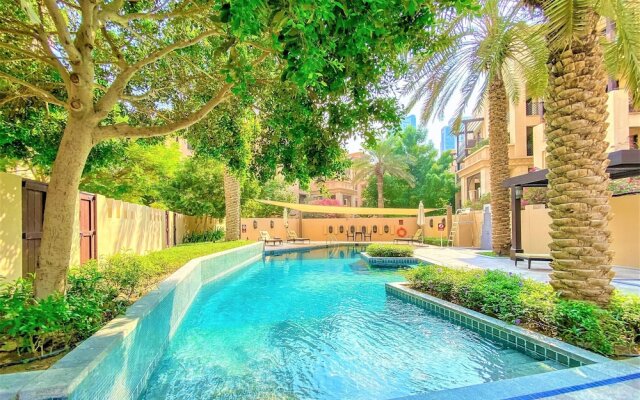 Mima's House in the heart of Dubai Downtown