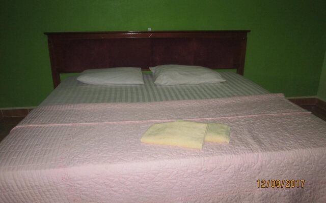 Pantai Tengah Beach Inn