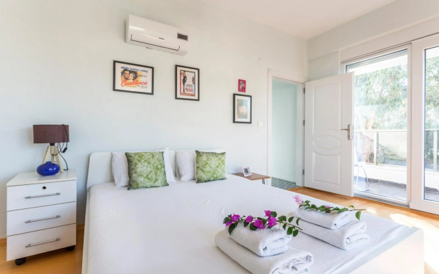 EV Apartments