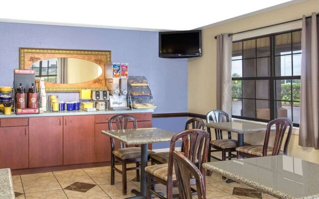 Days Inn Monroe