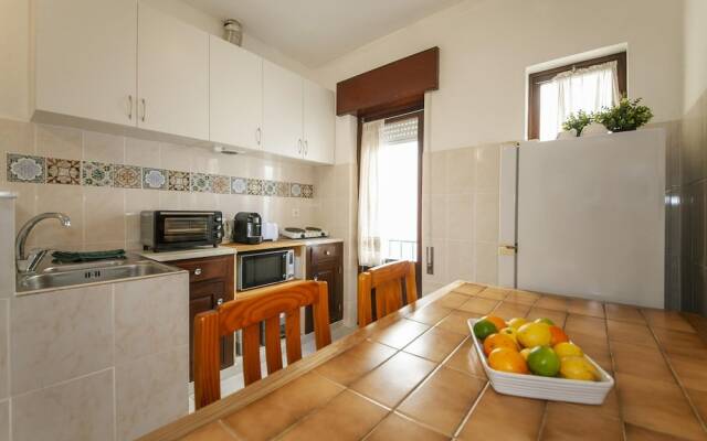 A13- Ultra Central Studio by Dreamalgarve