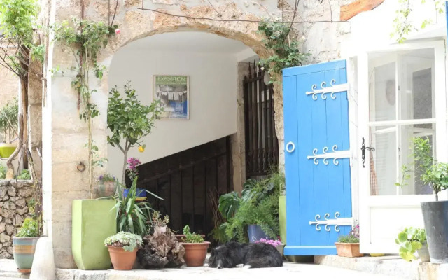 Les toits de cocagne Studio in the village center