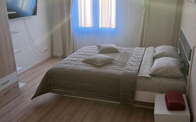 Апартаменты в микрорайоне Славянский