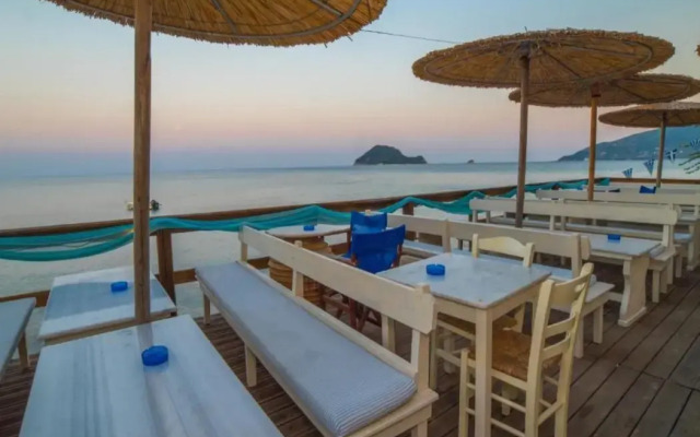 Porto Koukla Beach Hotel