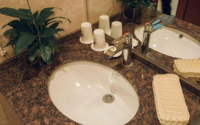 HuaiyangGreenhouse – Bathroom – Zhoukou
