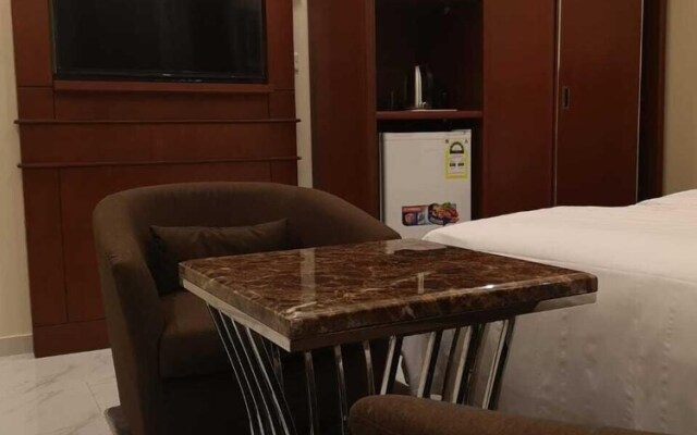 Roshan Hotel Suites