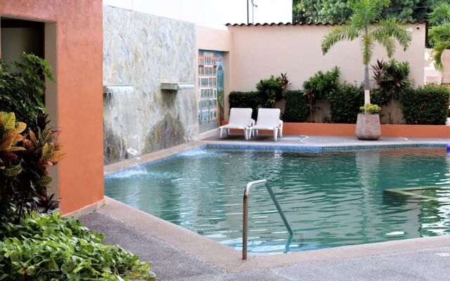 Auroza Resort