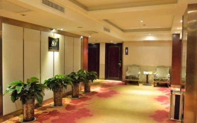 Junhao International Hotel (High-speed Railway North Station  Metro Station Branch)