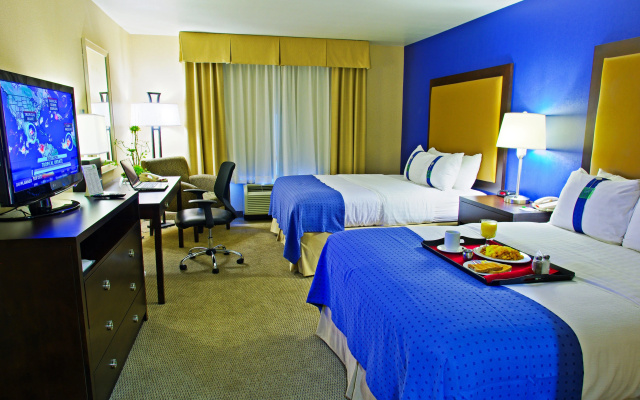 Holiday Inn Hotel & Suites PHOENIX AIRPORT by IHG