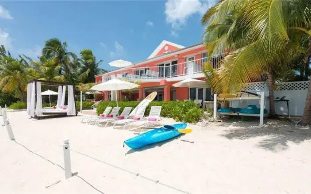 Coral Reef (Villa)