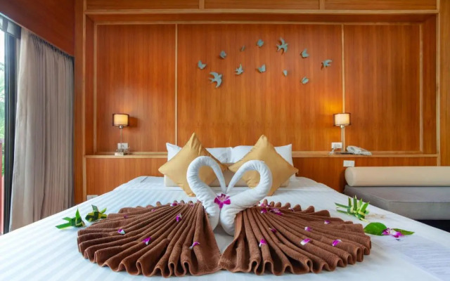 Seaview Patong Hotel