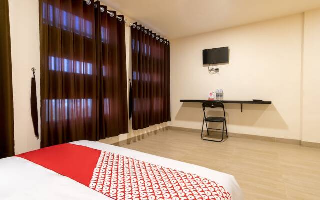 Sutomo Guest House by OYO Rooms