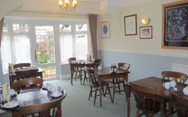 Lorna Doone Bed and Breakfast Guest House