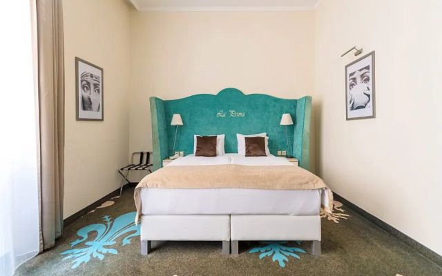 La Prima Fashion Hotel