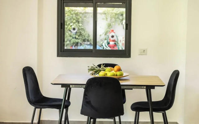 Bahai Serenity Apartment by Sea N' Rent