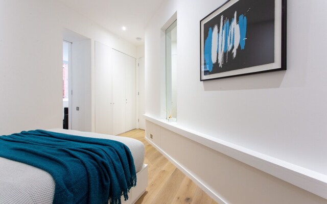 2 Bed 2 Bath Apartment Off Regent Street