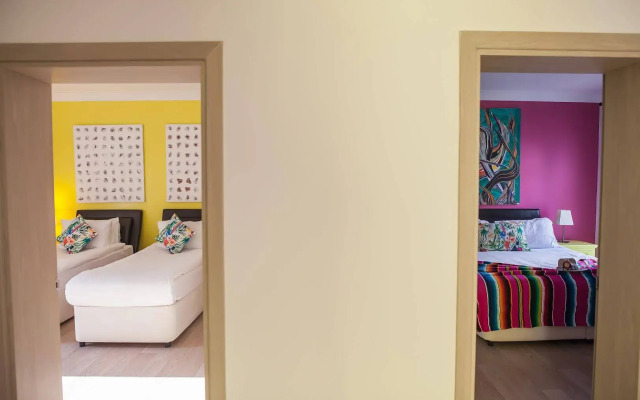 La Casa Novi Boutique & Beach Club