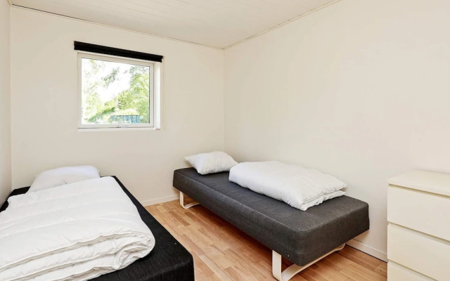 10 Person Holiday Home in Dragor