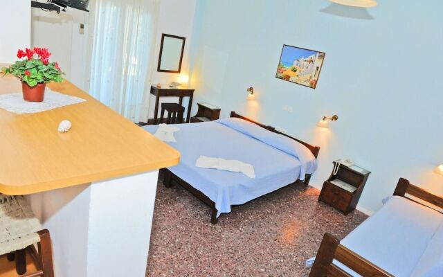 Tilemachos Rooms & Studios
