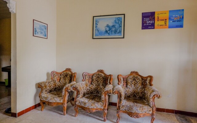 Hotel Maya by OYO Rooms