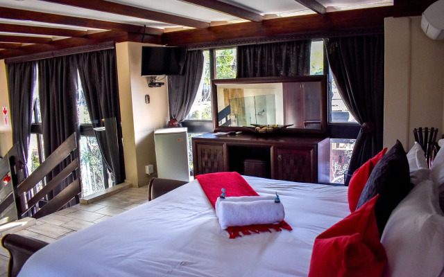 Waterfalls Boutique Hotel