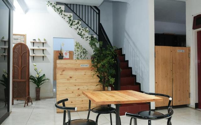 OYO 1380 Velodrome Family House Syariah